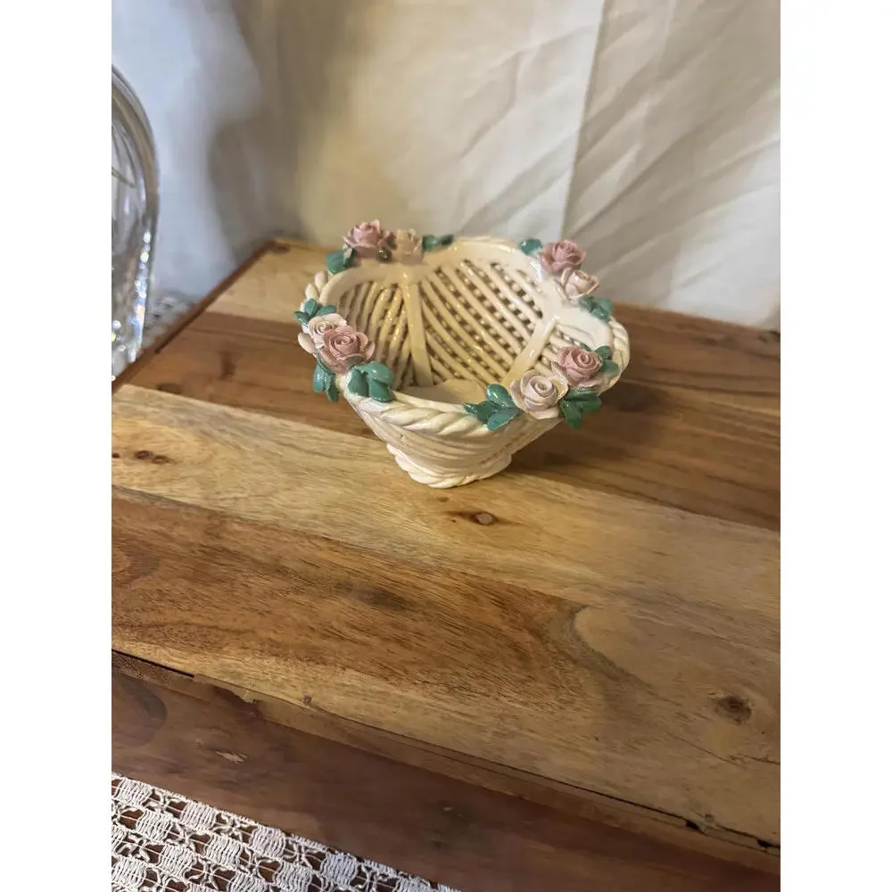 Vintage Italian Reticulated Porcelain Basket Italy Lattice Trinket‎ Dish